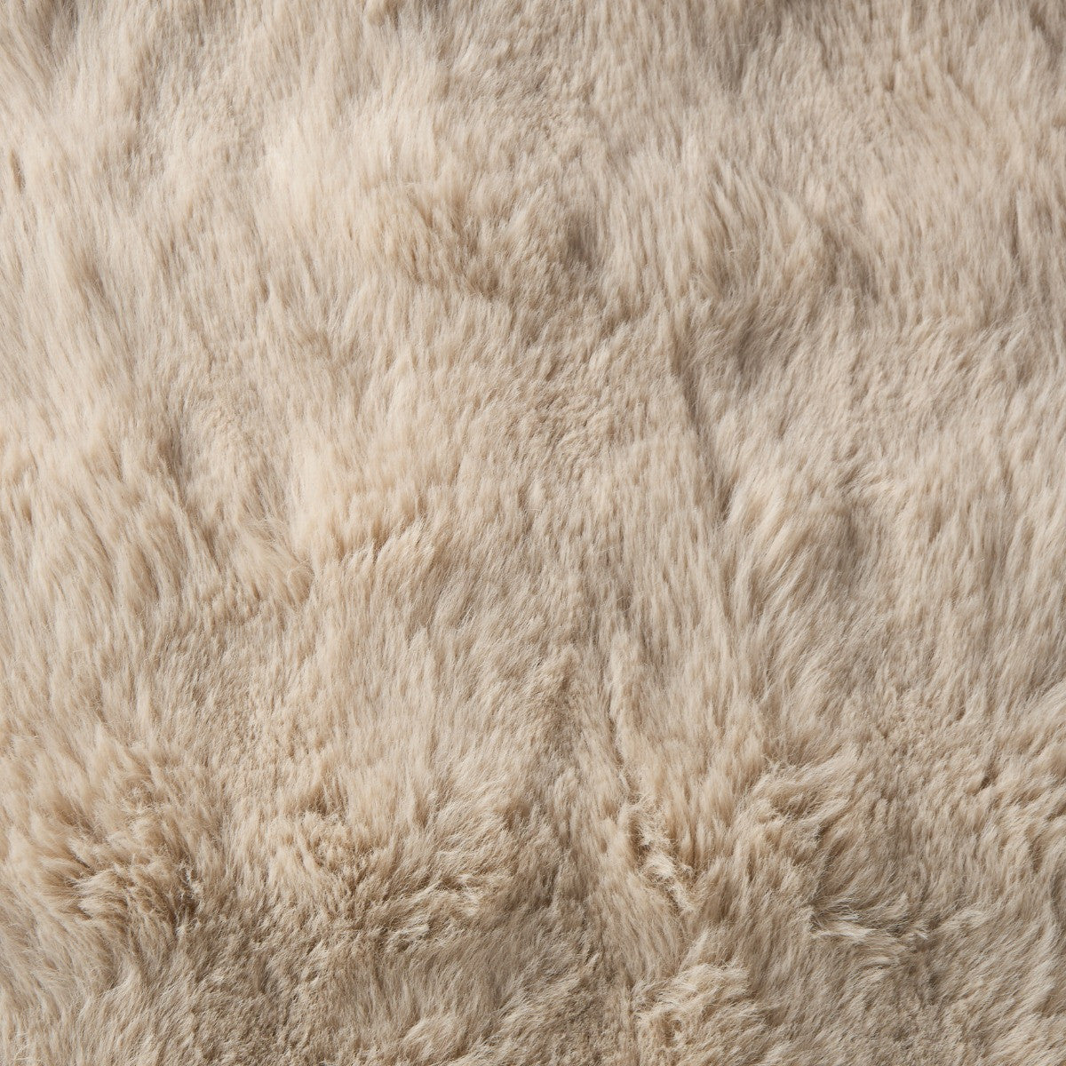 Bubble Faux Fur Throw – Natural