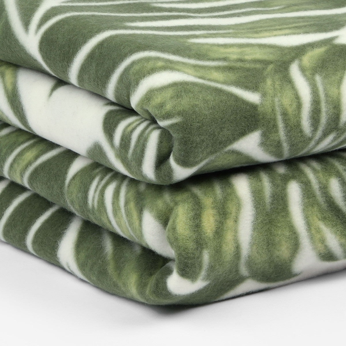 Tropical Print Fleece Throw – Green