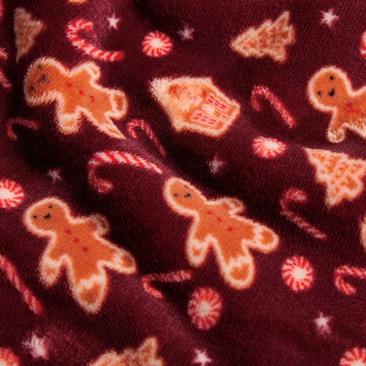 Pet Gingerbread Man Print Pet Sherpa Reverse Throw – Burgundy