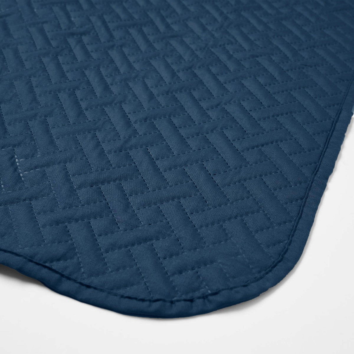 Pinsonic Throw – Navy