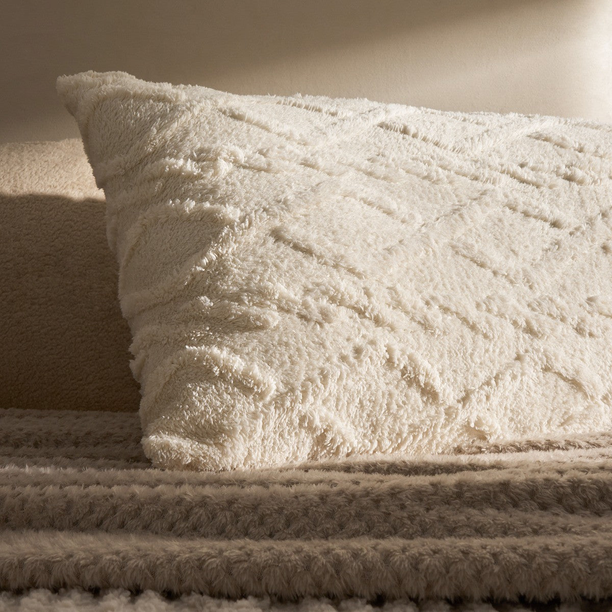 Cable Knit Bolster Pillow – Cream