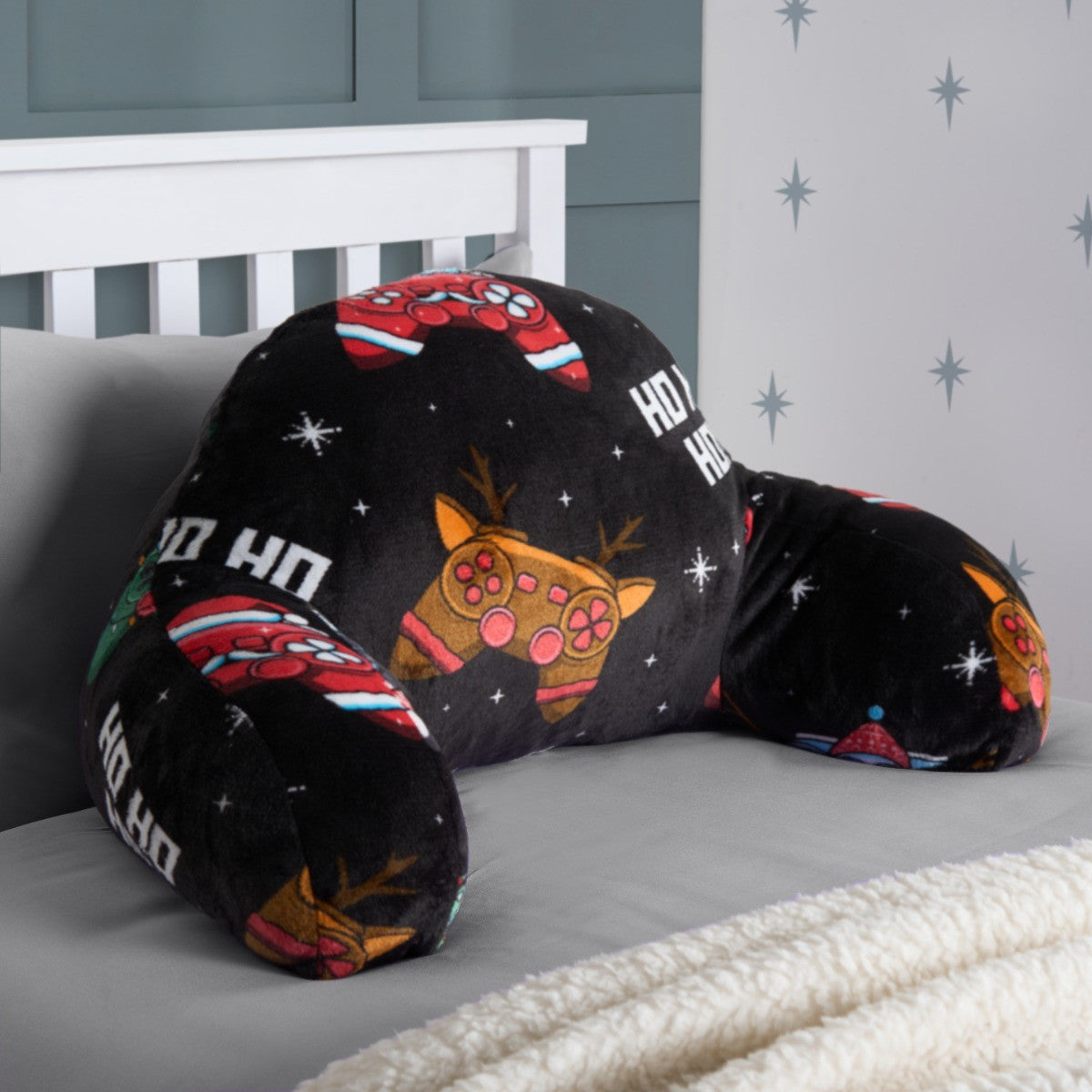Kids Fleece Cuddle Cushion – Christmas Gaming - Black