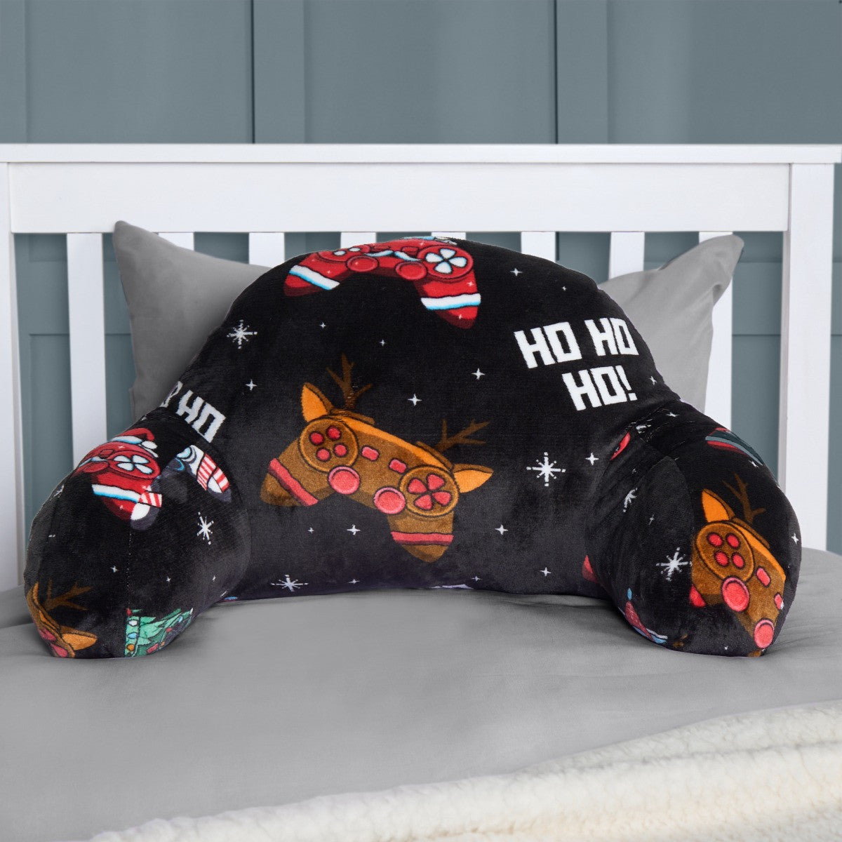 Kids Fleece Cuddle Cushion – Christmas Gaming - Black