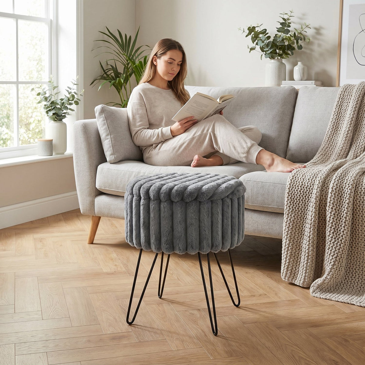Elegant Ribbed Storage Stool With Hairpin Legs – Charcoal