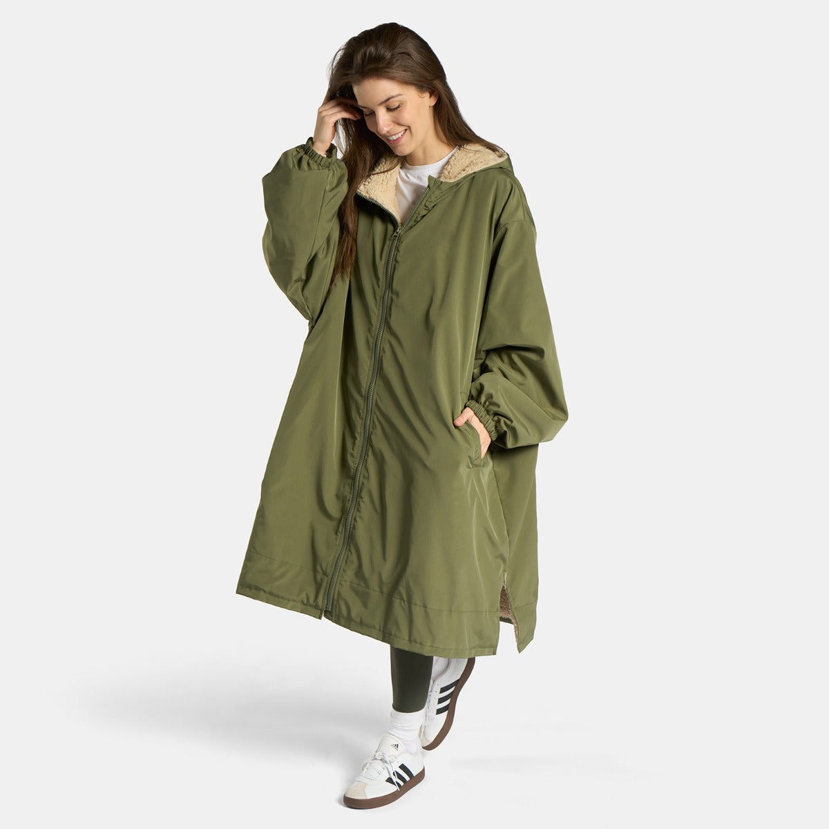 Water Resistant Sherpa Drying Robe – Khaki/Beige