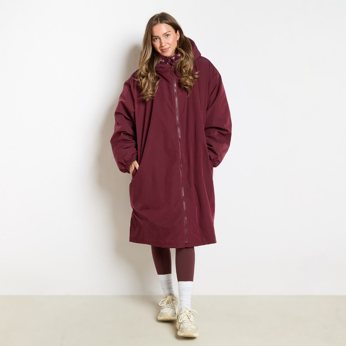 Water Resistant Sherpa Drying Robe – Burgundy
