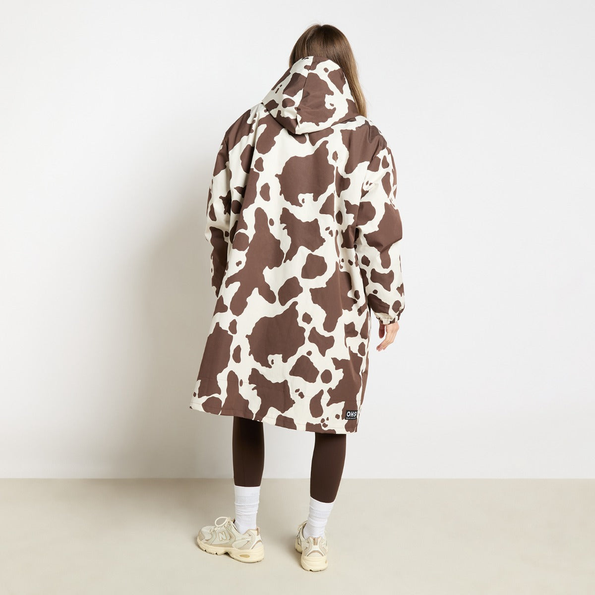 Fun Print Sherpa Drying Robe – Cow Print Brown/Cream