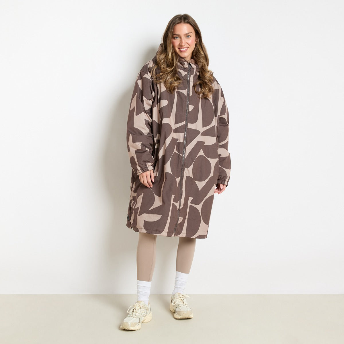 Geometric Print Sherpa Drying Robe – Brown