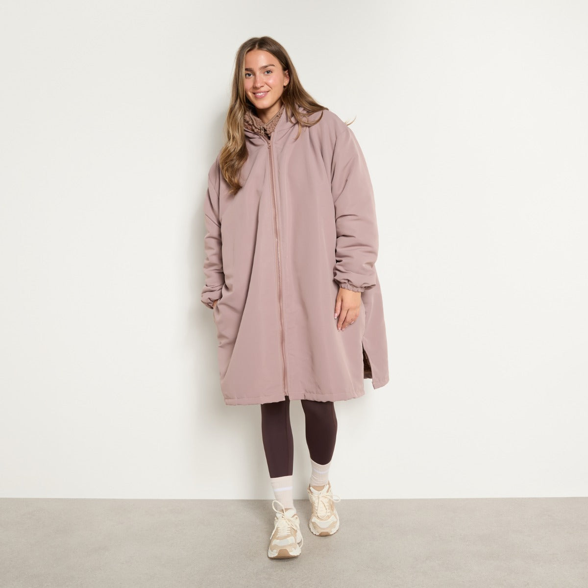 Water Resistant Sherpa Drying Robe – Natural