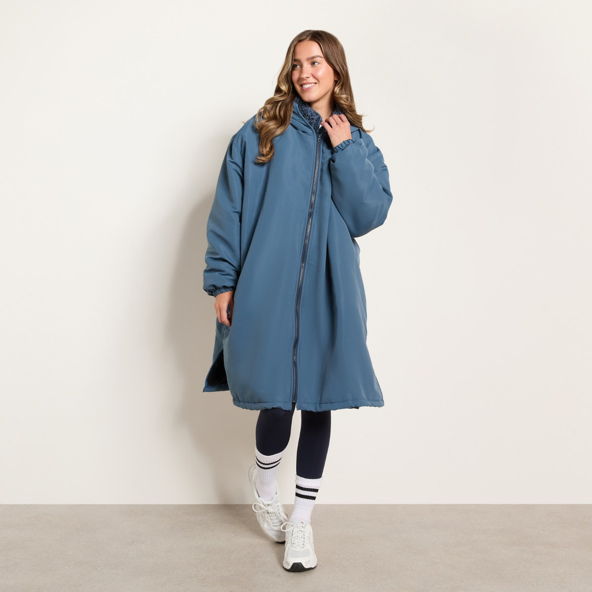Water Resistant Sherpa Drying Robe – Slate Blue