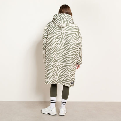 Zebra Print Sherpa Drying Robe – Green/White