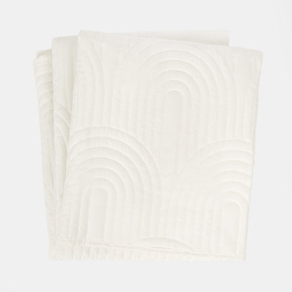 Arches Embossed Pinsonic Throw – Cream