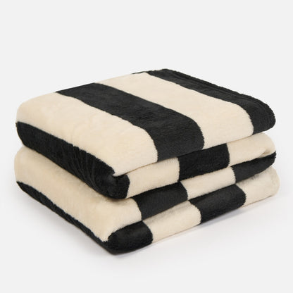 Stripe Print Ultra Soft Throw – Monochrome