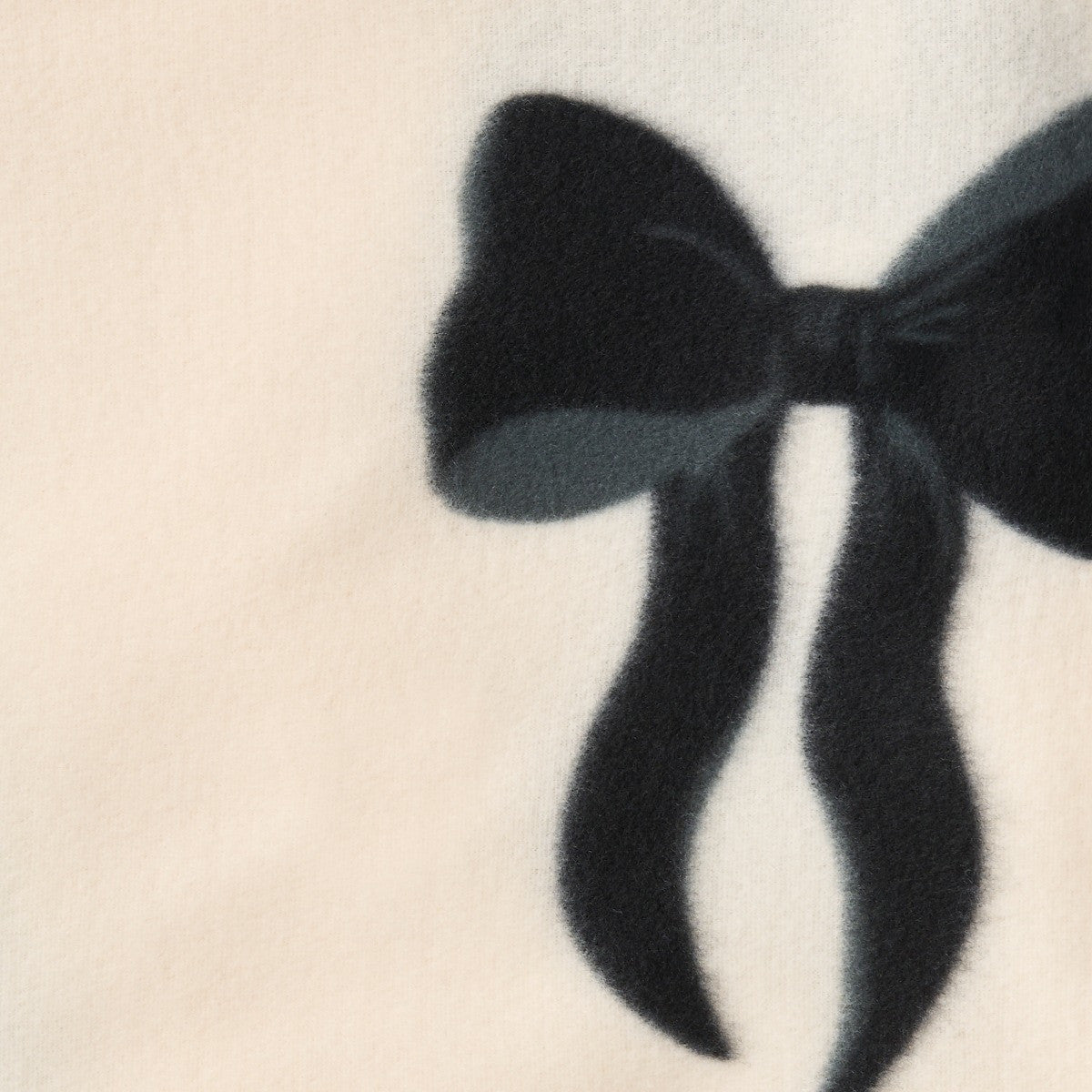 Bow Print Fleece Throw – Monochrome