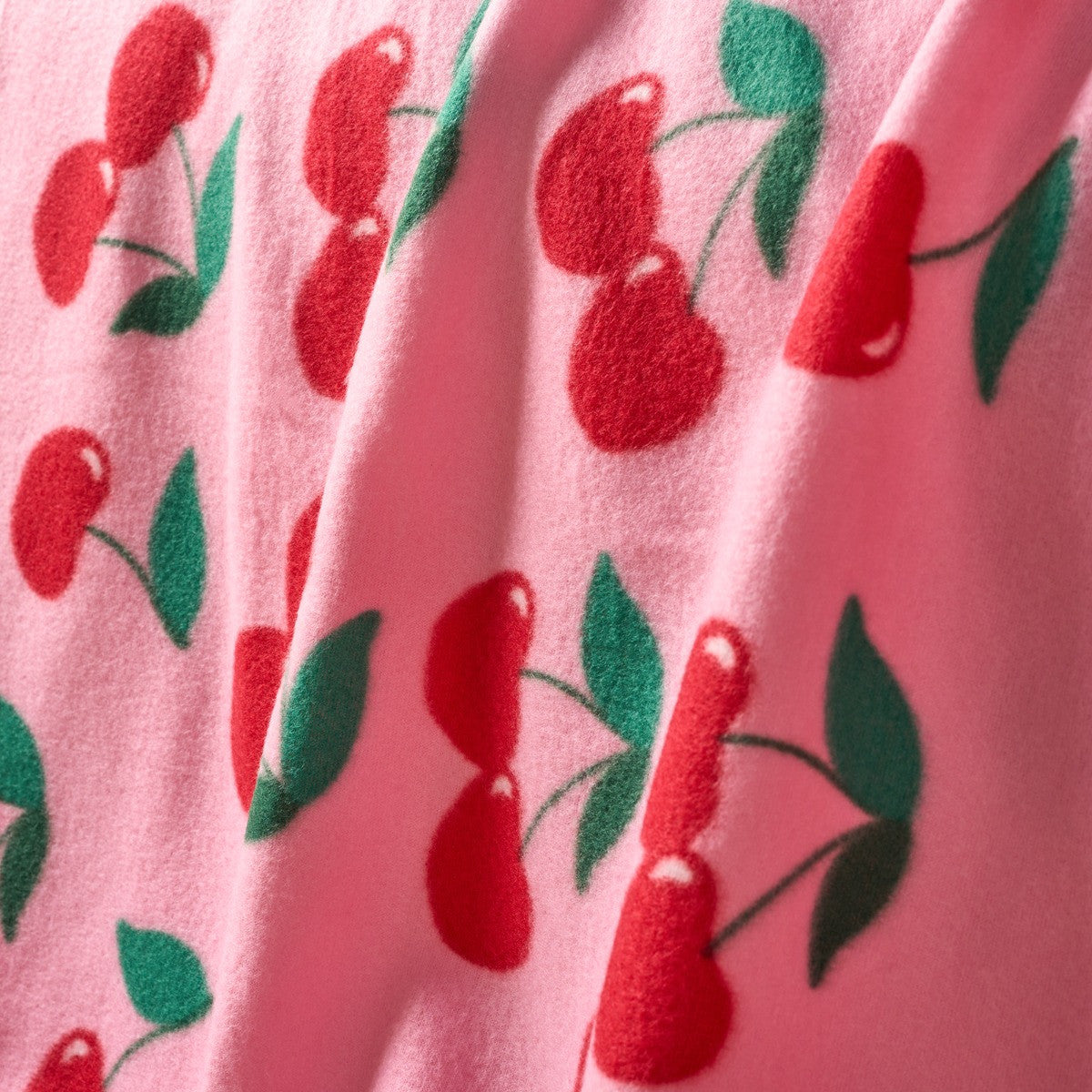 Cherry Print Fleece Throw – Pink/Red