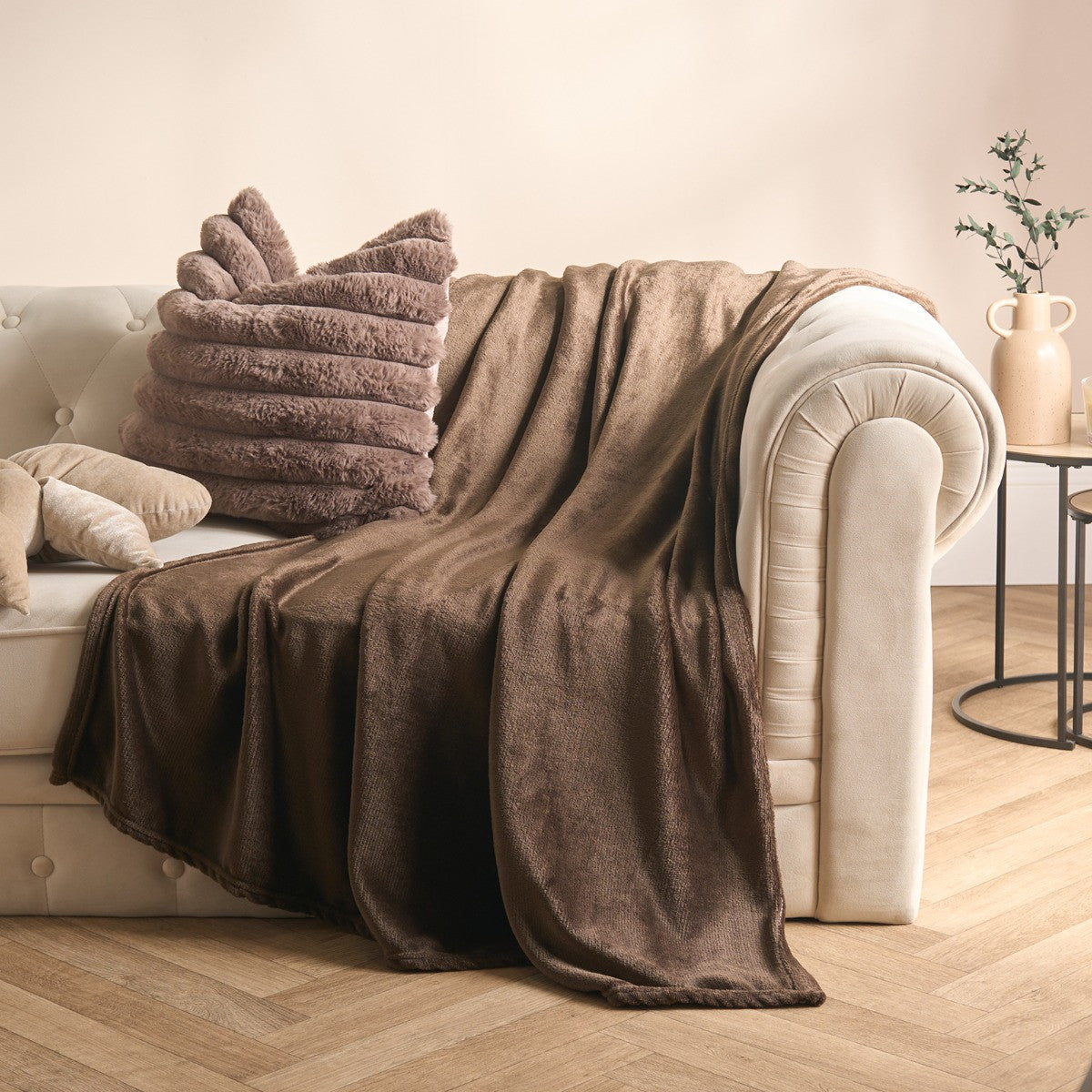 Supersoft Throw – Chocolate
