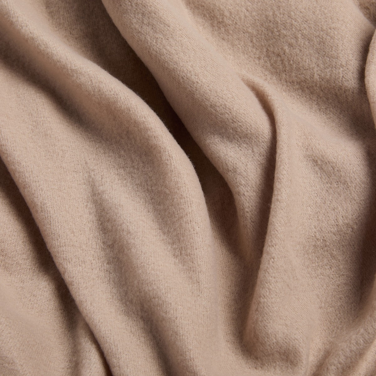 Plain Fleece Throw – Mink