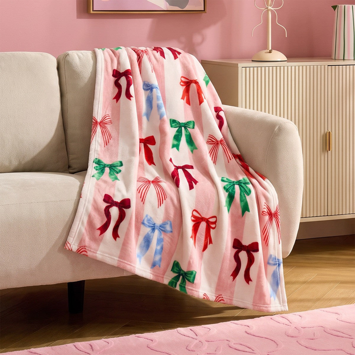 Multi Bow Stripe Ultra Soft Throw – Pink/White