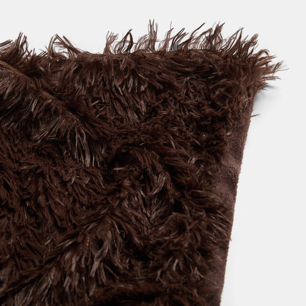 Fluffy Fleece Throw – Chocolate