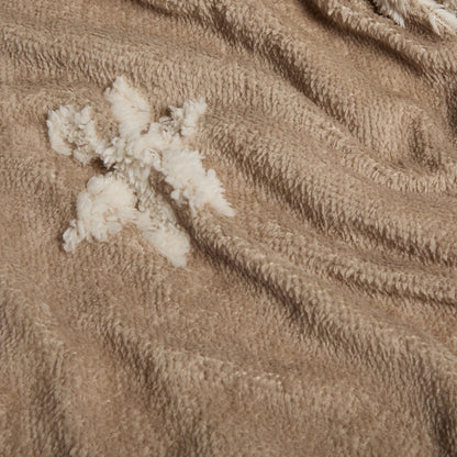 Tufted Snowflake Fleece Throw – Natural