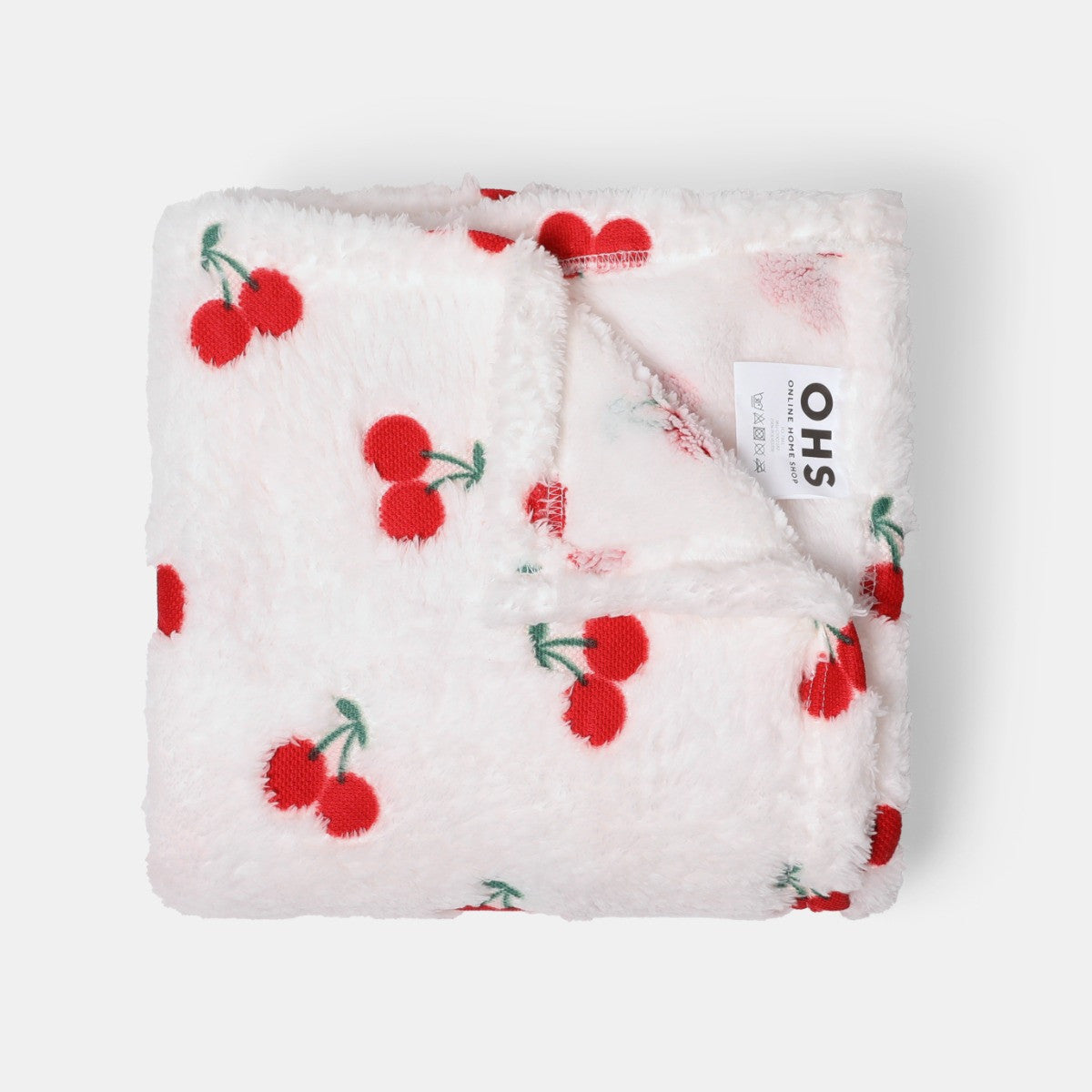 Cherry Embossed Fleece Throw – Cream/Red