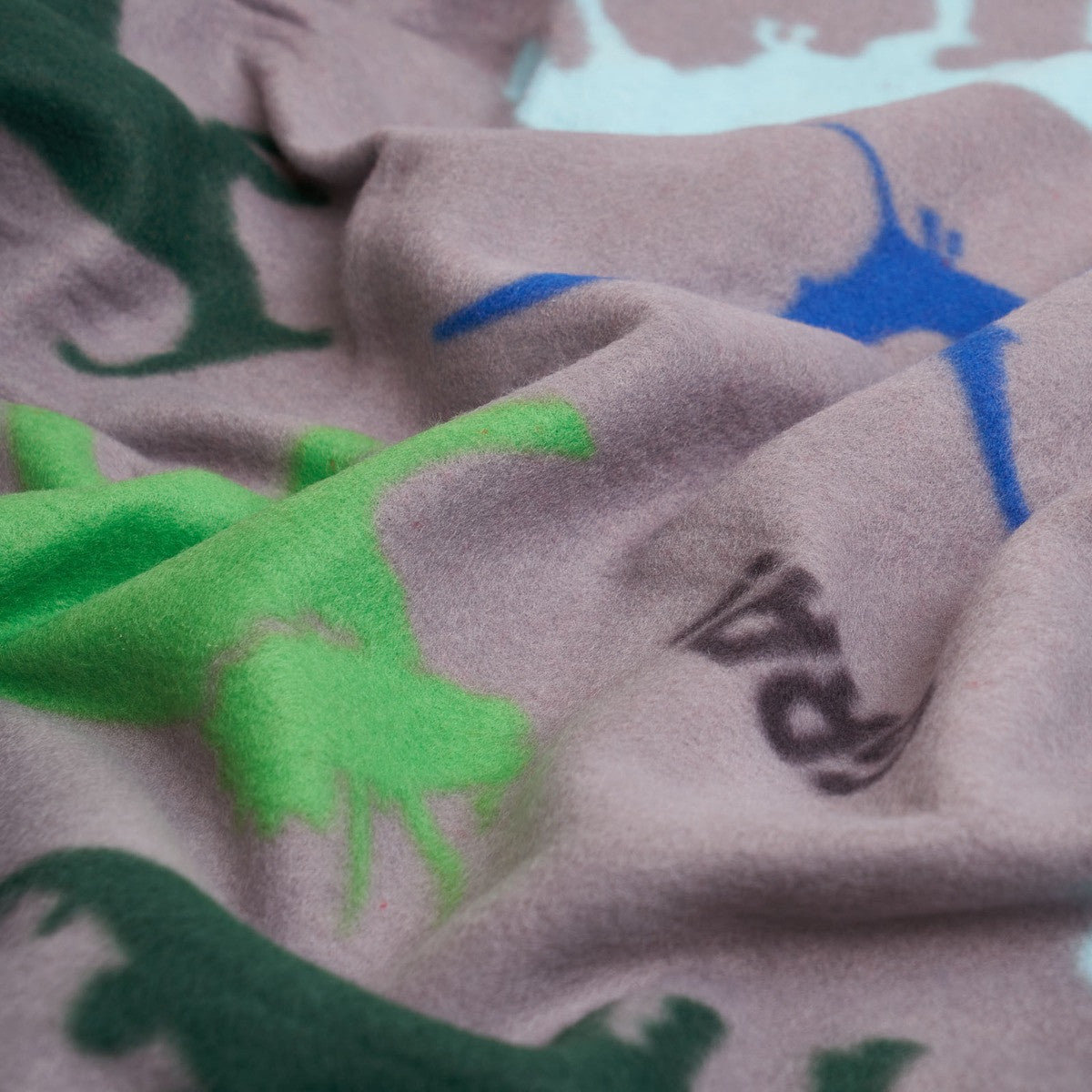 Dinosaur Fleece Throw – Grey