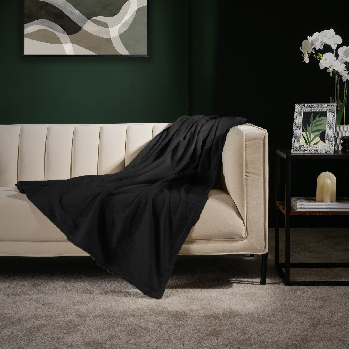 Plain Fleece Throw – Black