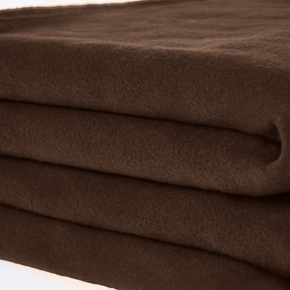 Plain Fleece Throw – Chocolate