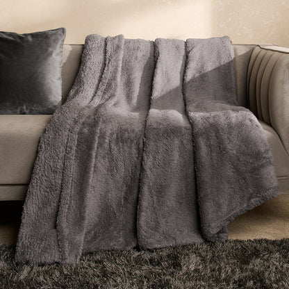 Teddy Fleece Throw – Charcoal Grey