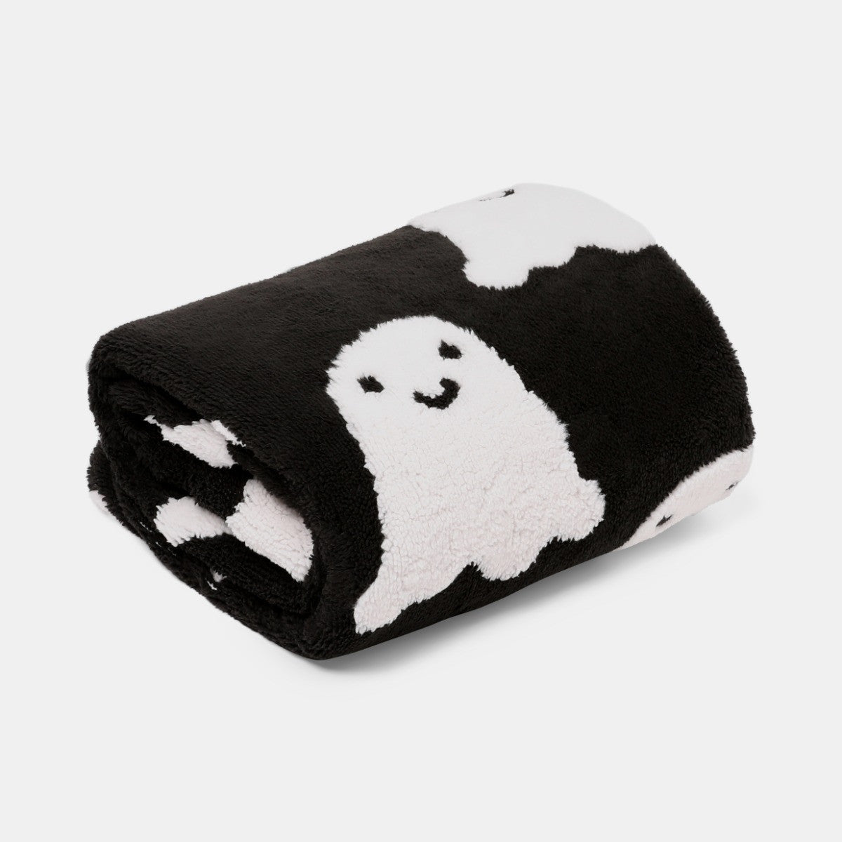 Tufted Ghost Fleece Throw – Monochrome