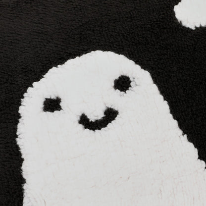 Tufted Ghost Fleece Throw – Monochrome