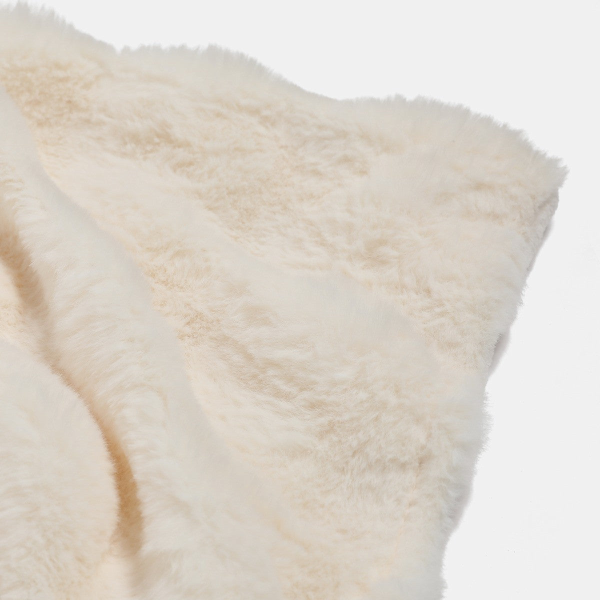 Bubble Faux Fur Throw – Cream