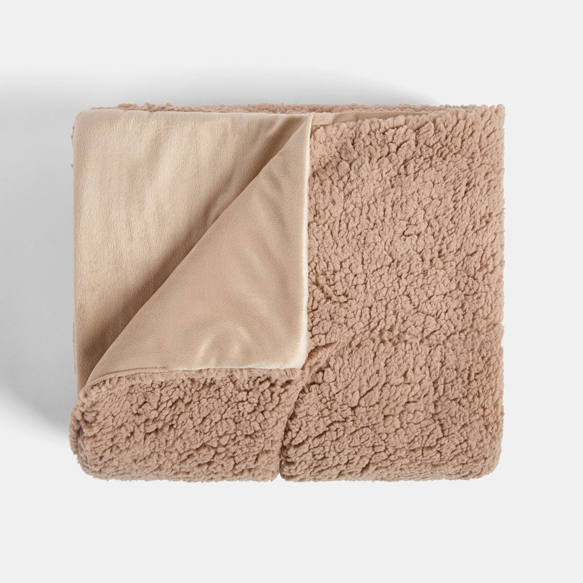 Sherpa Soft Quilted Pet Blanket – Natural