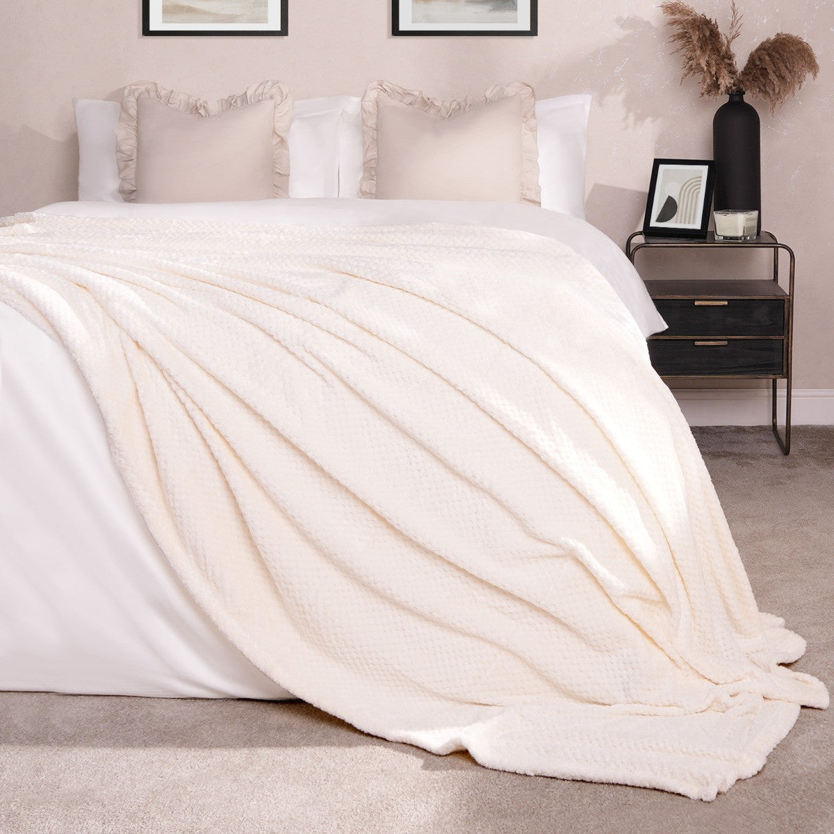 Waffle Fleece Throw – Cream