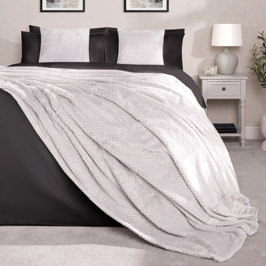 Luxury Waffle King Size Throw – Silver