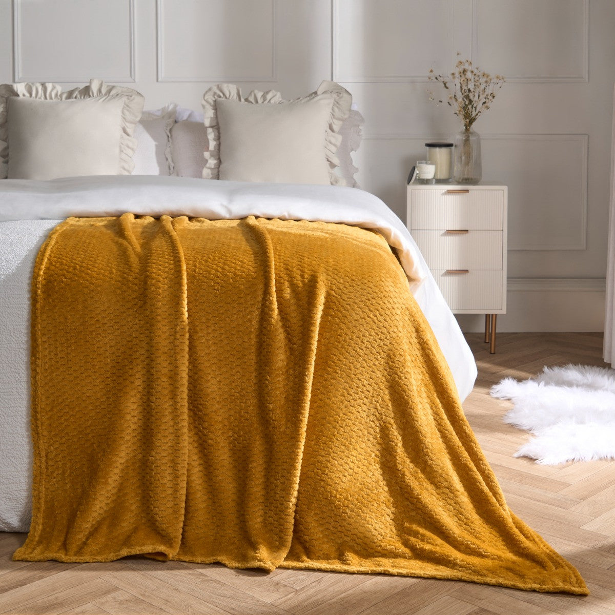 Waffle Fleece Throw – Ochre
